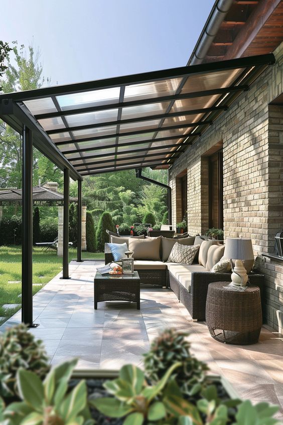 SHEETS & AWNINGS